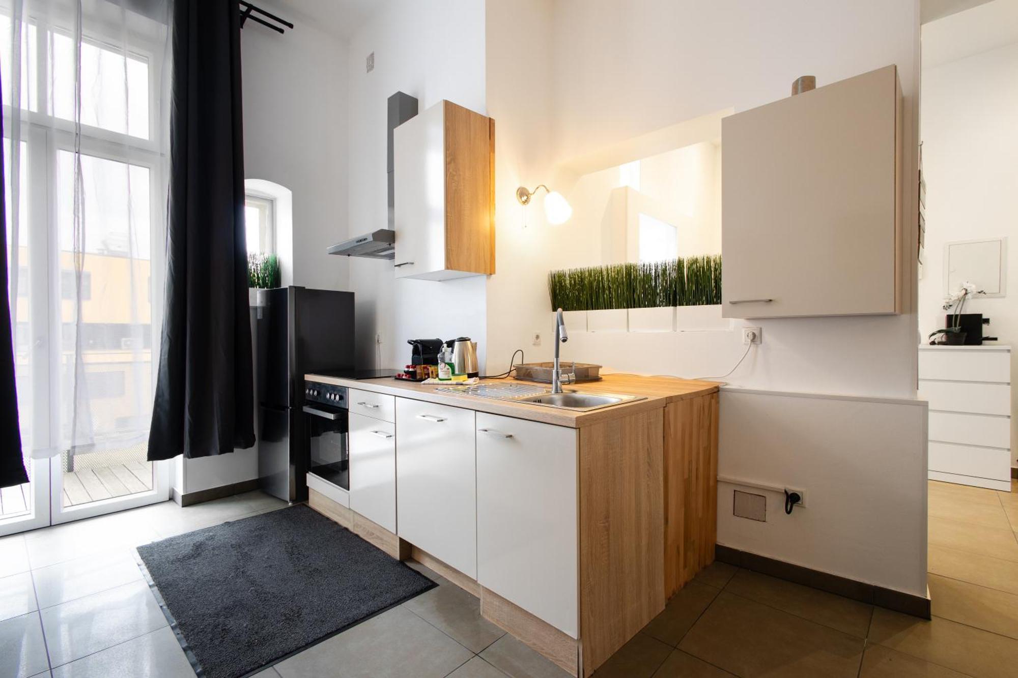 Apartments 4 You Red Star 8 Vienna Exterior photo